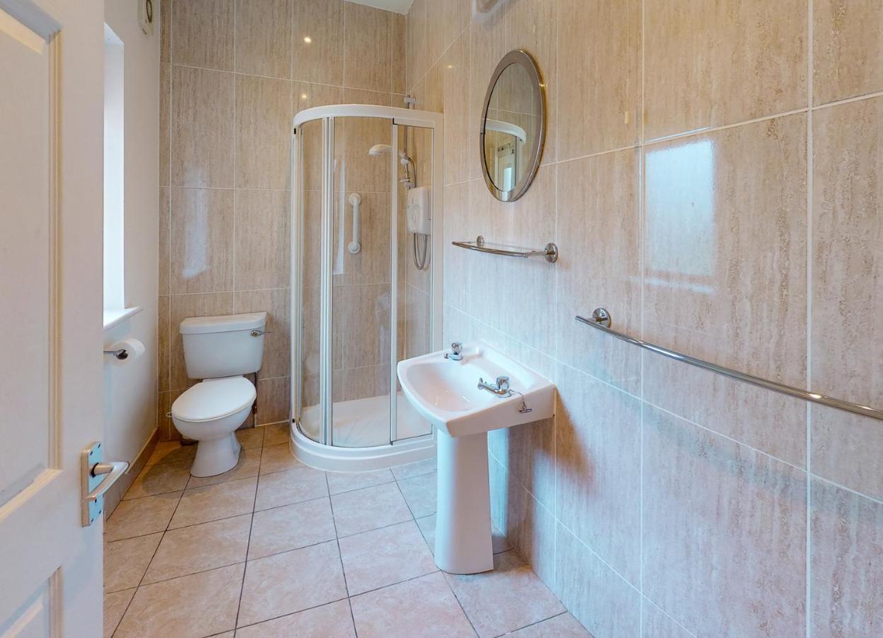 Lakeside Holiday Homes - Type A By Trident Holiday Homes Killaloe Extérieur photo