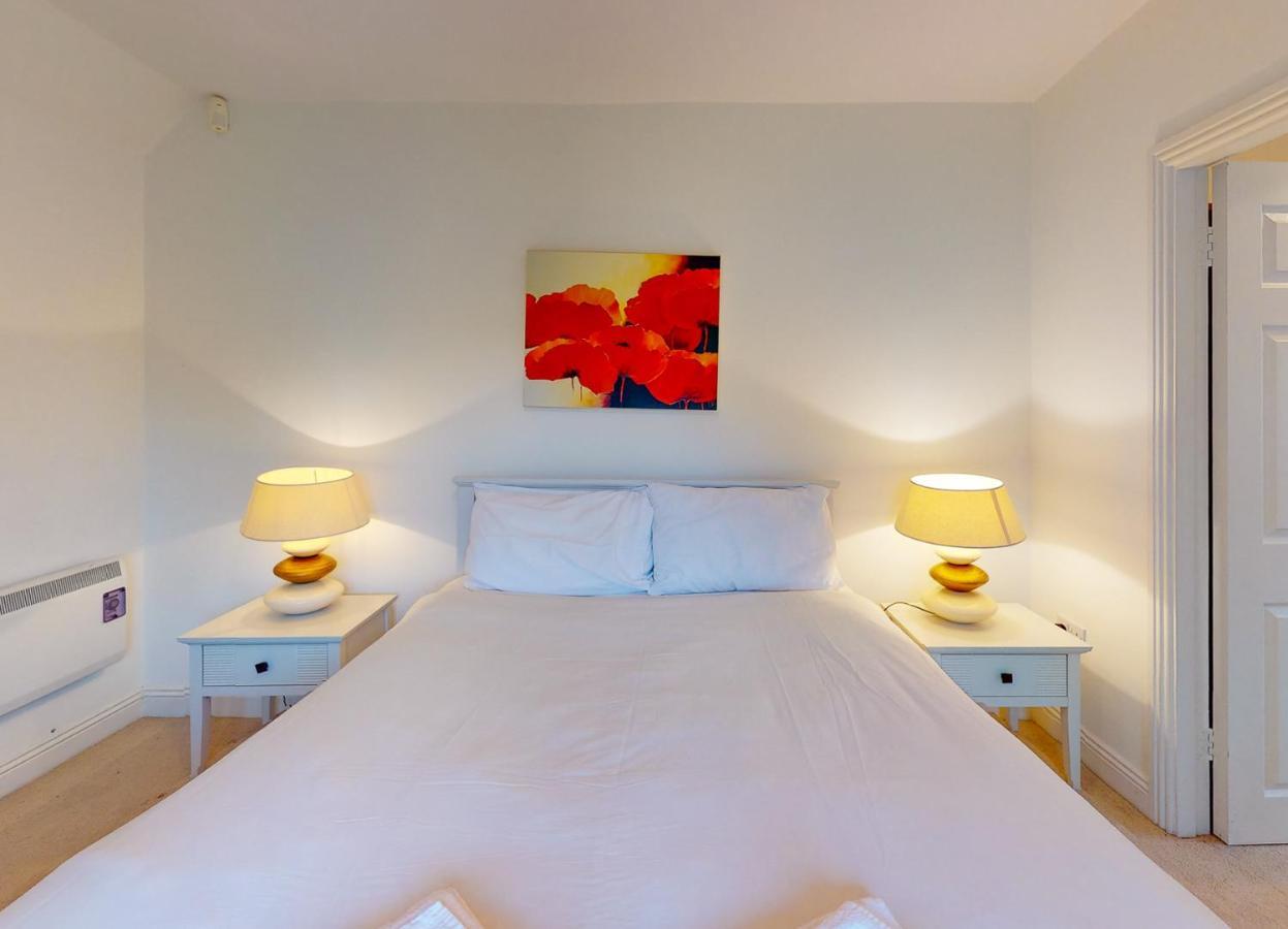 Lakeside Holiday Homes - Type A By Trident Holiday Homes Killaloe Extérieur photo