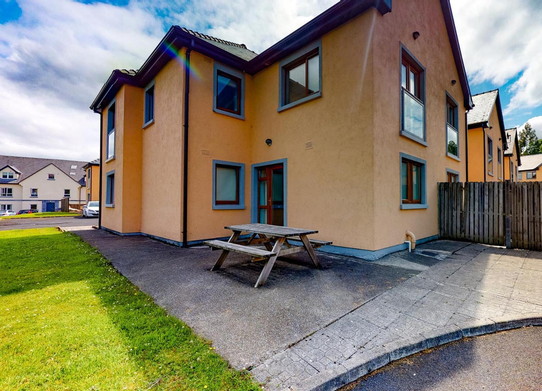 Lakeside Holiday Homes - Type A By Trident Holiday Homes Killaloe Extérieur photo